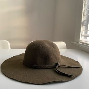 ZARA hat